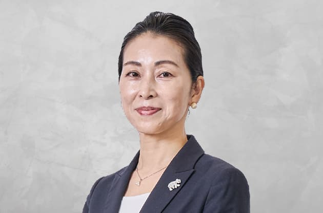 上田 綾子 先生